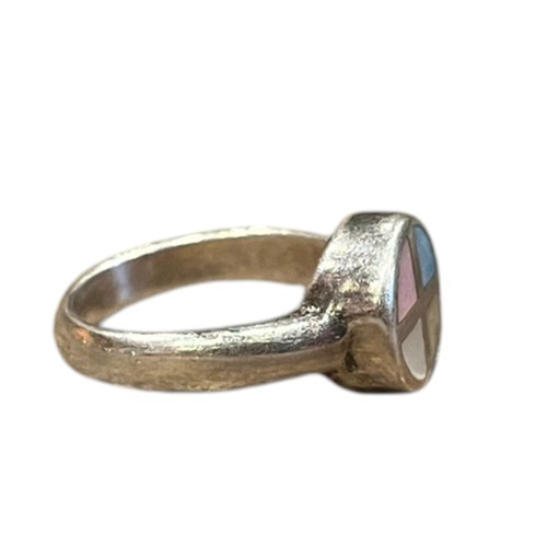 209 - A NICE CHUNKY SILVER RINGS WITH MULTI COLOURED MOTHER OF PEARL