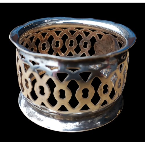 261 - A BIRMINGHAM SILVER OPENWORK NAPKIN RING 16.3g