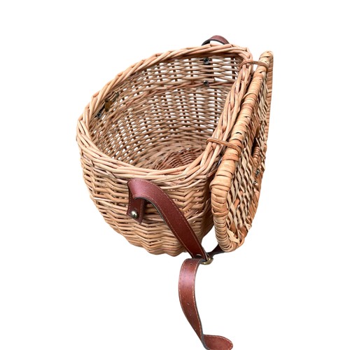 322 - A FISHERMAN WICKER BASKET