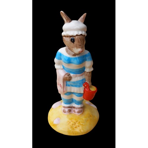 409A - A ROYAL DOULTON BUNNYKINS FIGURE MOTHER BUNNYKINS (BUNNYKINS OF THE YEAR 1999)