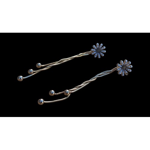 155 - A PAIR OF UNIQUE SILVER GOLD PLATED DAISY EARRINGS WITH LONG DROPS SET WITH PEARLS