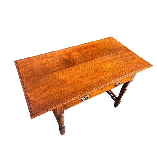 331 - A VICTORIAN MAHOGANY SINGLE DRAWERED TABLE QUALITY STRECHER BASE