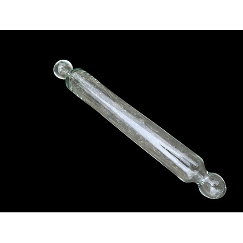 350 - A VINTAGE GLASS ROLLING PIN 16