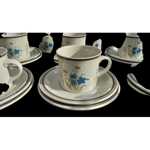 311 - A 20 PIECE ROYAL DOULTON TEA SERVICE