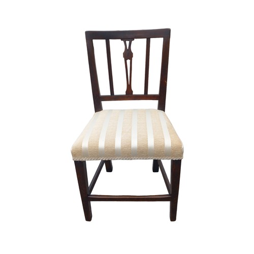 424 - A GEORGIAN SIDE CHAIR