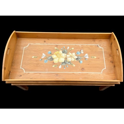 443 - A PINE HAND PAINTED TABLE WITH REMOVABLE TRAY 36 x 18.25 x 22