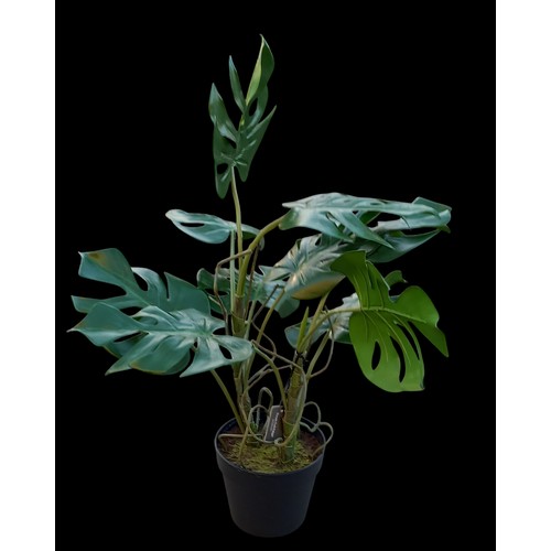 450 - NEW ARTIFICAL SPIDER HOUSE PLANT