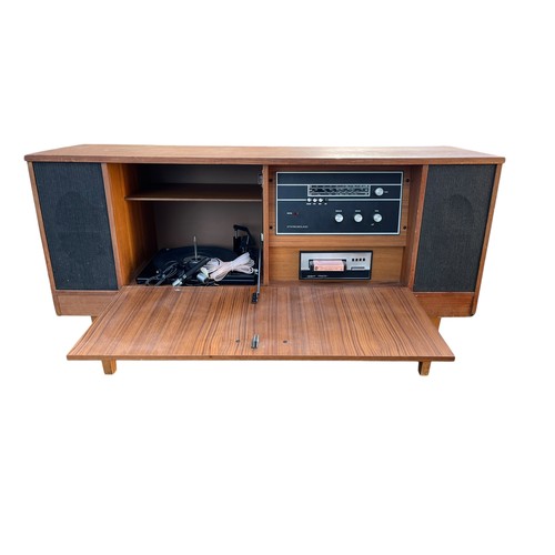 455 - A RETRO TEAK ENTERTAINMENT SYSTEM UNIT WITH 8 TRACK