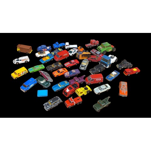 421 - A MIXED LOT OF VINTAGE MATCHBOX VEHICLES ETC