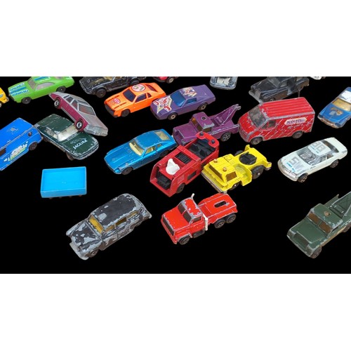 421 - A MIXED LOT OF VINTAGE MATCHBOX VEHICLES ETC