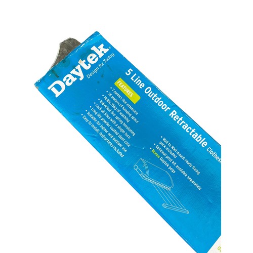 425 - DAYTEK 5 LINE OUTDOOR RETRACTABLE CLOTHSLINE