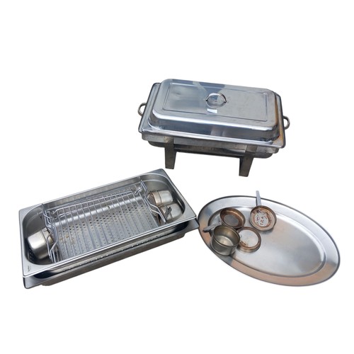 120 - A MIXED LOT OF STAINLESS STEEL CANTERING EQUIPMENT