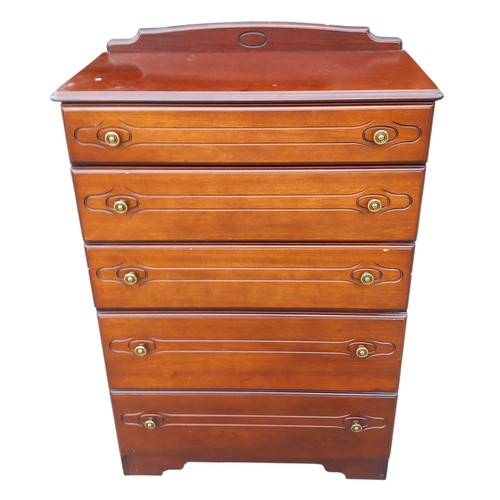 126 - A MAHOGANY 5 DRAWERED CHEST