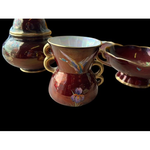 19 - A 4 PIECE LOT OF ROGUE ROYAL BY CARLTONWARE