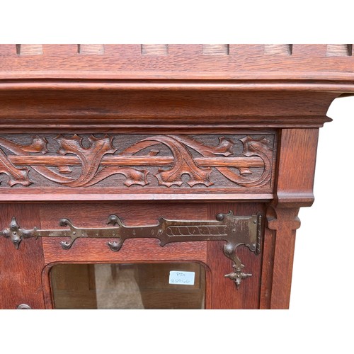 148 - A STUNNING ANTIQUE GOTHIC/MEDIVAL STYLE DISPLAY CABINET WITH CASTLE RAMPART TOP 40x67x18