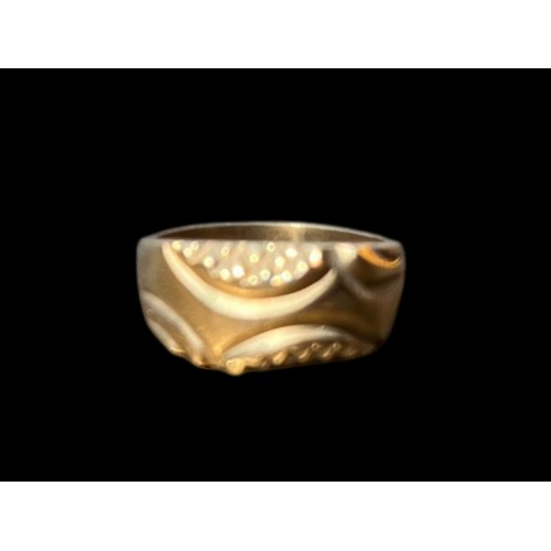 171 - A GENTS RING SIZE X