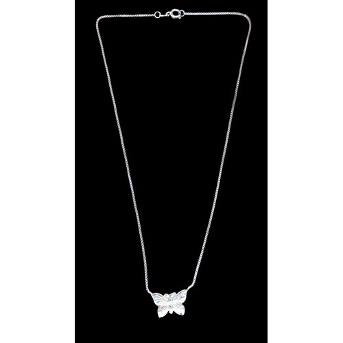 204 - A SILVER BUTTERFLY NECKLACE