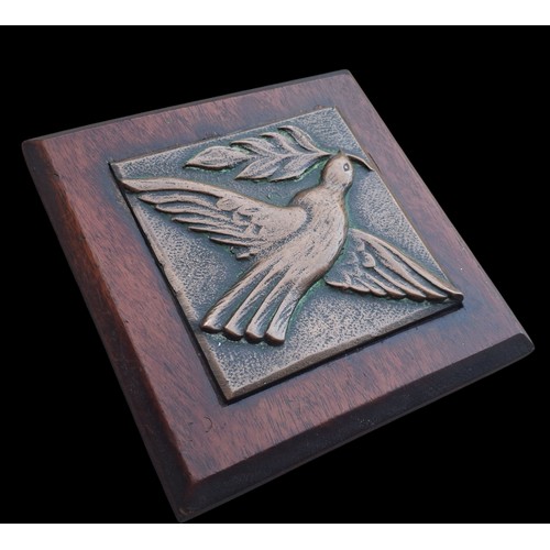 99 - A VINTAGE COPPER REPOUSE PLAQUE OF DOVE WITH OLIVE BRANCH SYMBOL OF PEACE 6