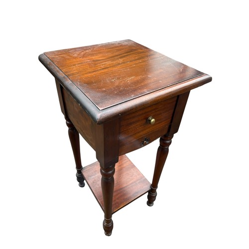 103 - A MAHOGANY SINGLE DRAWERRED LAMP STAND 16