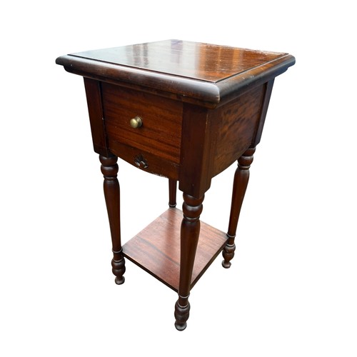 103 - A MAHOGANY SINGLE DRAWERRED LAMP STAND 16