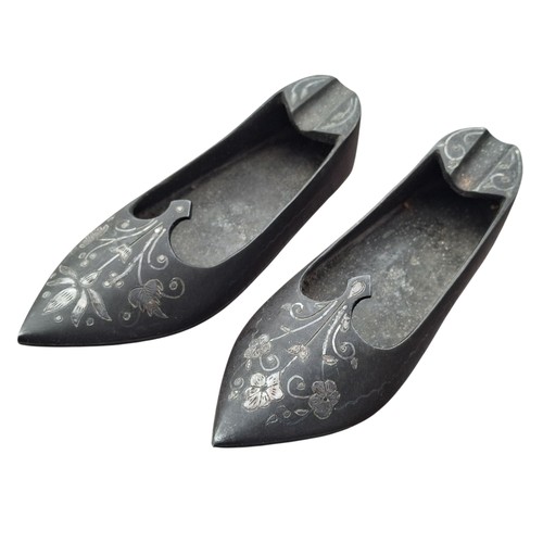 232 - A PAIR OF ENGRAVED PLATED SLIPPER ASHTRAYS