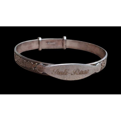 274 - SILVER CHILDS BANGLE