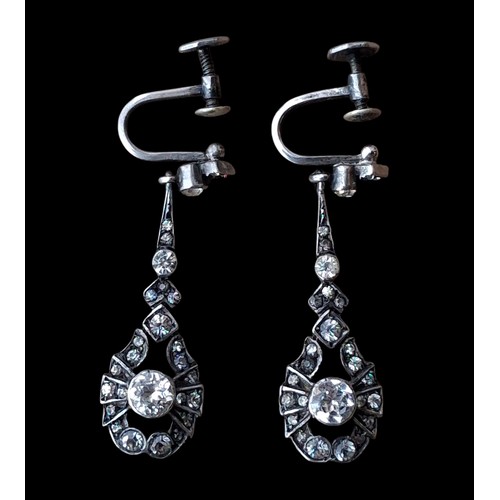 260A - A PAIR OF WHITE METAL STONE DROP EARRINGS