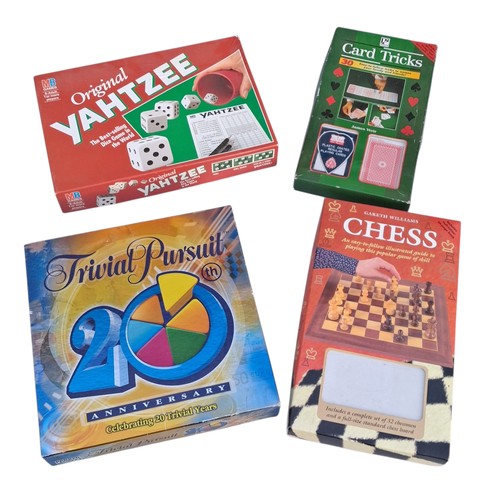 94 - 4 MIXED BOARD GAMES