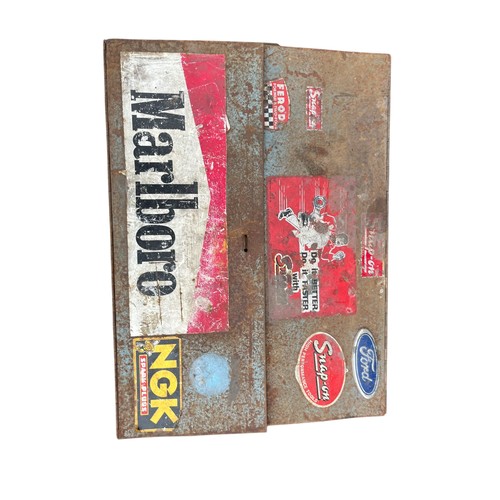 98 - A CONCERTINA TOOL TRUNK ON CASTORS 10