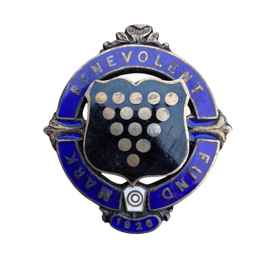 301 - A 1926 SILVER AND ENAMEL BADGE