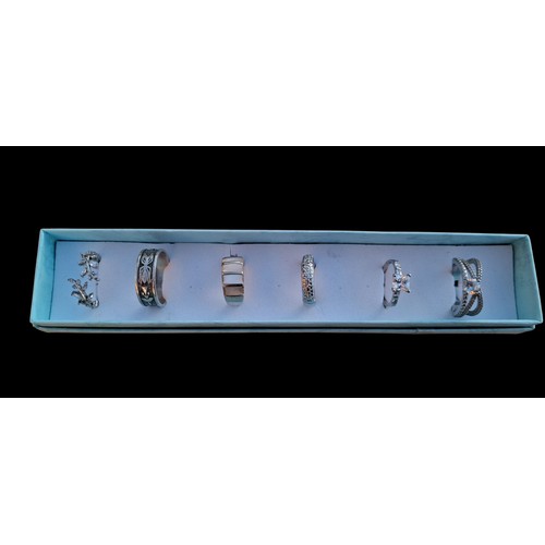 314 - ASSORTMENT OF 6 SILVER RINGS
