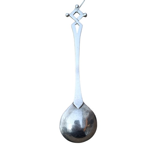 316 - AN EARLY SILVER SPOON 19grm