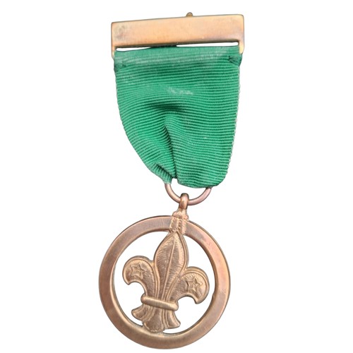 323 - A SCOUTS BRONZE MEDAL