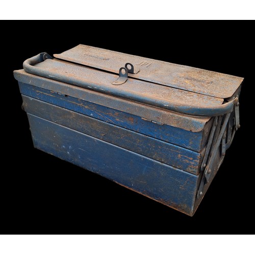 105 - METAL TOOL BOX AND CONTENTS