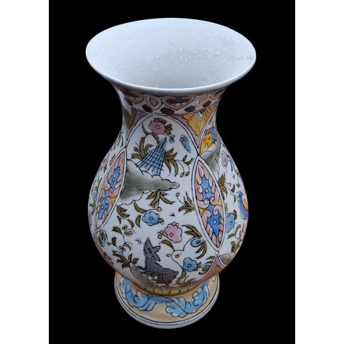 117 - A CHINESE PAINTED VASE