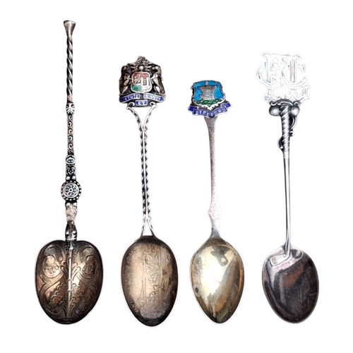 301 - 4 ORNATE SILVER SPOONS 54.6grm