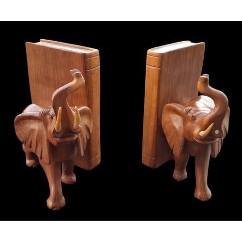 311 - A PAIR OF WOODEN ELEPHANT BOOKENDS (1 TUSK MISSING)