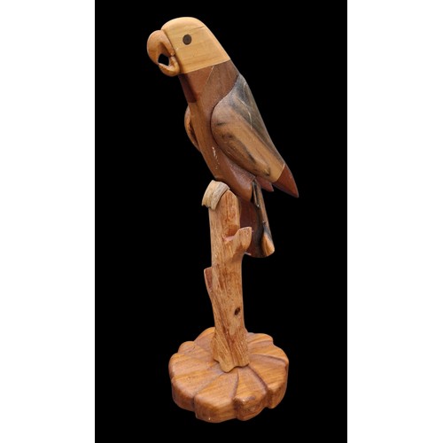 353 - A WOODEN PARROT ORNAMENT