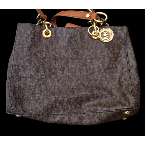 300A - A MICHAEL KORRS HANDBAG WITH DUST COVER