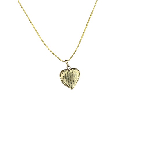 A ROLLED GOLD HEART LOCKET ON MATCHING CHAIN