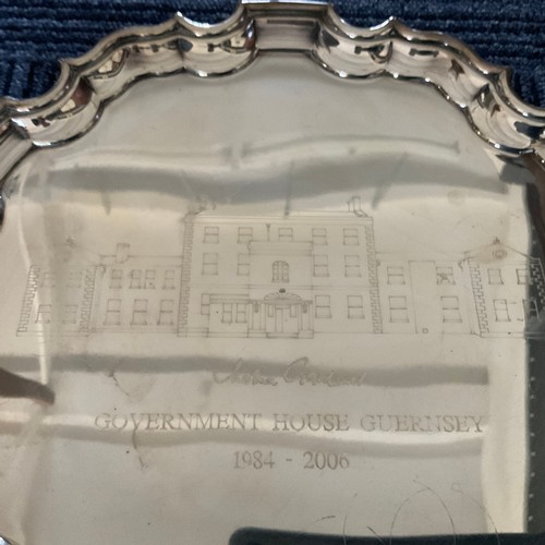 244 - Carrs Sterling Silver Photo Frame & Bruce Russell 925  Guernsey Government House 1984-2006 (860g)

S... 