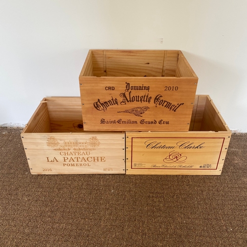 113 - Vintage French Wooden Wine Boxes x 3

Size:
Chateau Clarke - 33cm x 27cm x 18cm