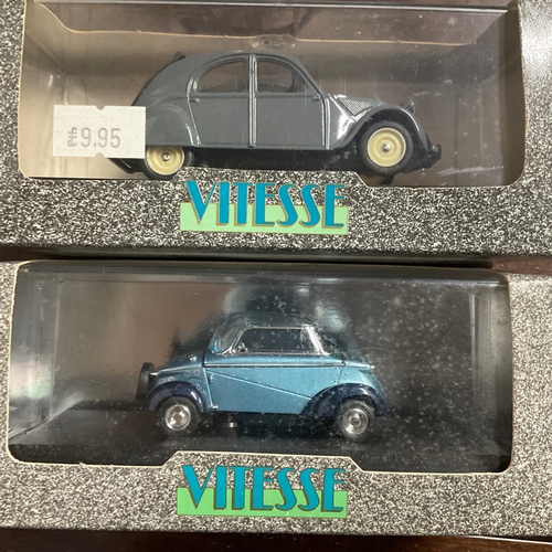 167 - La Collection Vitesse: x 2
521.3 Citroen 2CV 1954 (Open)
683 Messerschmitt Tiger Kabineroller 1958