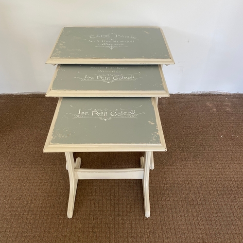 95 - Grey Painted Shabby Chic Nest Of Tables x 3

Size:
59cm x 42cm x 51cm
49cm x 39cm x 47cm
40cm x 36cm... 