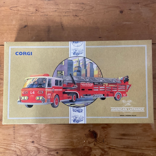 180 - Corgi: Aerial Ladder Truck
American LaFrance