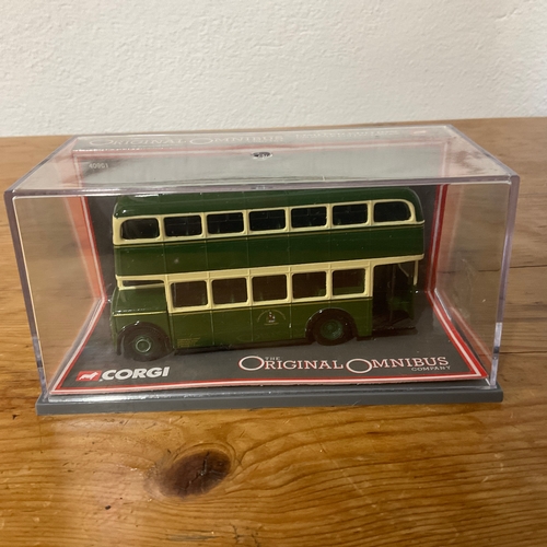 181 - Corgi: The Original Omnibus Company x 2
40901-MCW Orion (BMMO)-Chesterfield Transport-MIB
41001- AEC... 