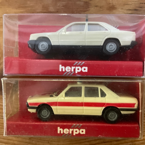 190 - Herpa Model Cars x 2
Prazisionsmodell 1-87 Scale