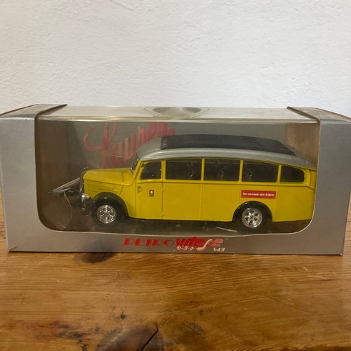 192 - Retro Vitesse 1:43
222 Sauer Type C 1943-76Autobus Postes Suisses (avec chasse neige)