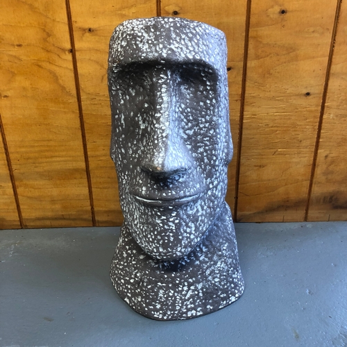 274 - Easter Island Head Statue

Size: 40cm Tall