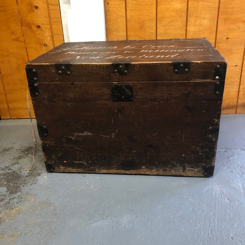 276 - Large Vintage Wooden Chest

Size: 66cm x 42cm x 45cm